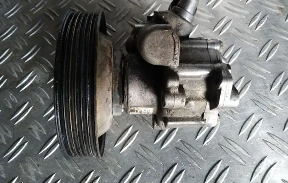 Alfa Romeo 166 Power steering pump 91130 60665522 7691955295