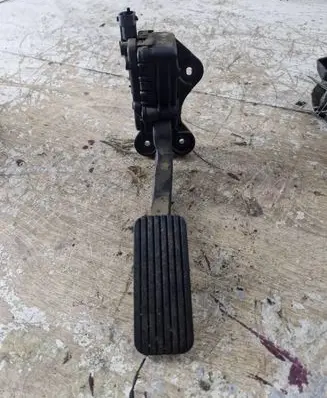 KIA Ceed Accelerator throttle pedal 061228J0484