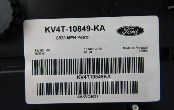 Ford Kuga II Speedometer (instrument cluster) KV4T10849KA