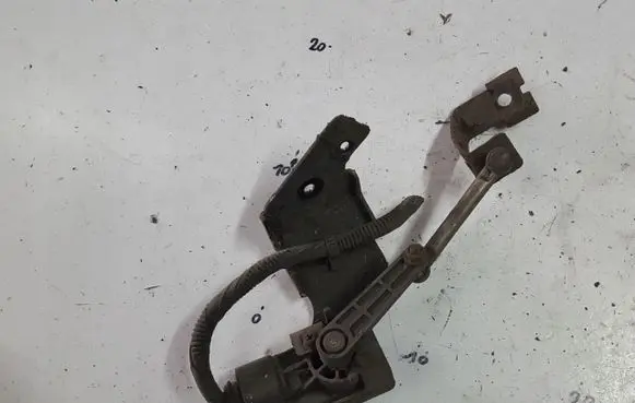 KIA Sportage Rear air suspension level height sensor 6MP01001731
