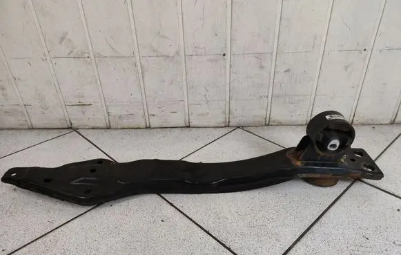 Dodge Journey Gearbox mounting bracket