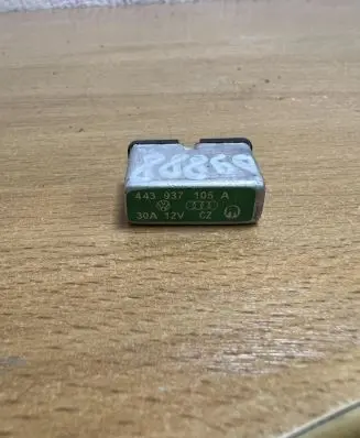 Audi A4 S4 B9 8W Other relay 443937105A D9889