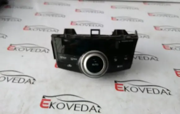 Toyota Prius+ (ZVW40) Climate control unit 5590047080