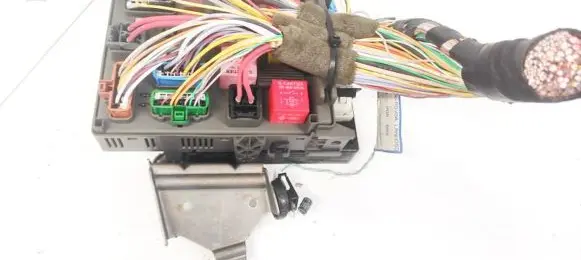 Renault Espace - Grand espace IV Fuse box set 8200004201E 518837018