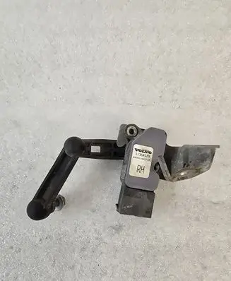 Volvo XC60 Air suspension front height level sensor 31360329