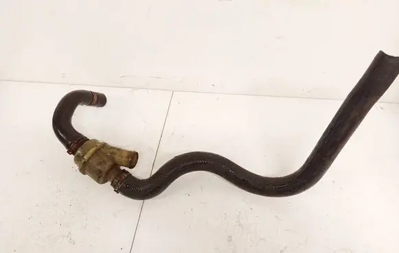 Land Rover Defender Engine coolant pipe/hose 