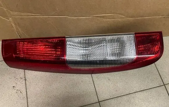 Mercedes-Benz Vito Viano W639 Rear/tail lights 11b686b 8989811 A6398201664