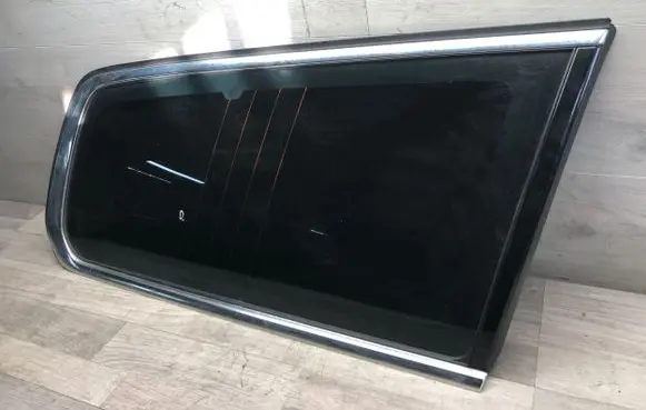 Volvo XC70 Rear side window 43R001005 D016700804S2
