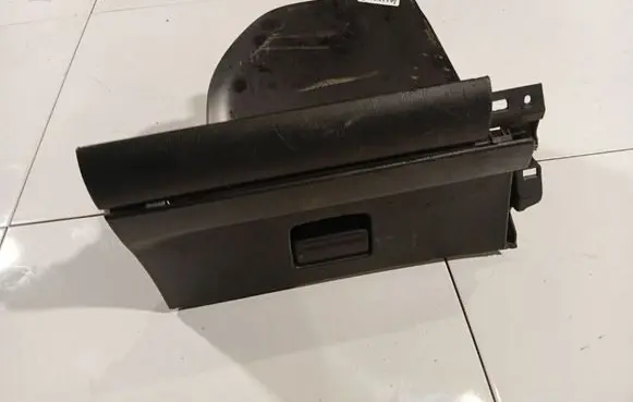 Ford Galaxy Glove box 6M21U04406