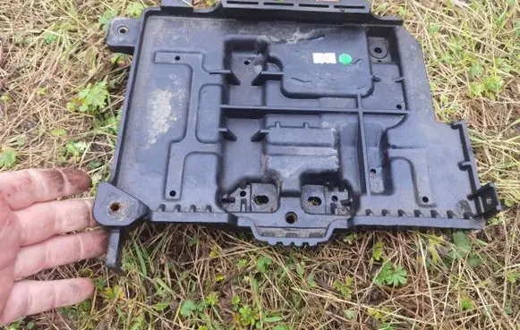 KIA Soul Battery tray 37150B2100