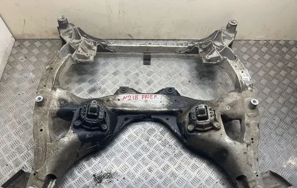 BMW 5 F10 F11 Front subframe 560498881 6797643
