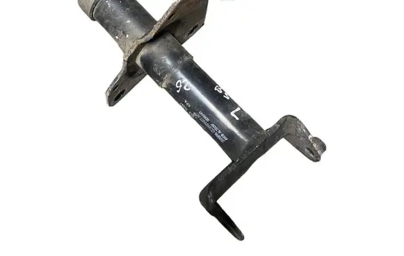 Volkswagen PASSAT B5 Front bumper shock/impact absorber 3B0807133A