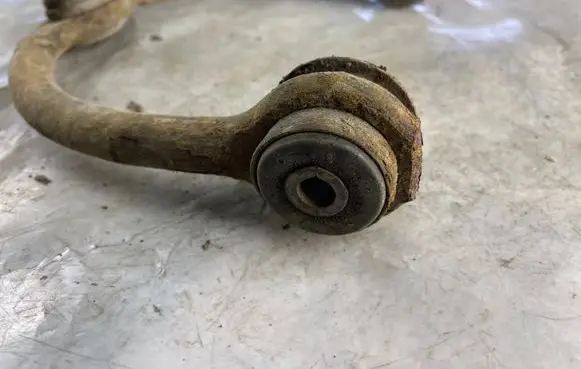 Jeep Grand Cherokee (WK) Front control arm