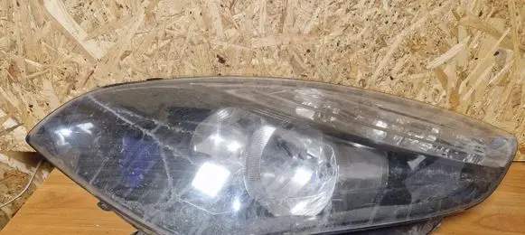 Renault Scenic III - Grand scenic III Headlight/headlamp 260108250R 89903384