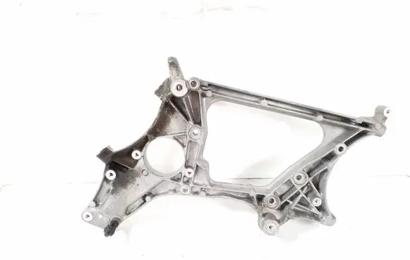 Mercedes-Benz SLK R172 Generator/alternator bracket A6512011909