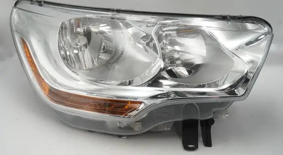 Citroen C4 II Headlight/headlamp 9687304480