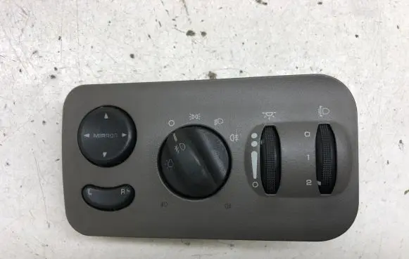 Chrysler Grand Voyager IV Light switch 746754413 74674611 7467461112