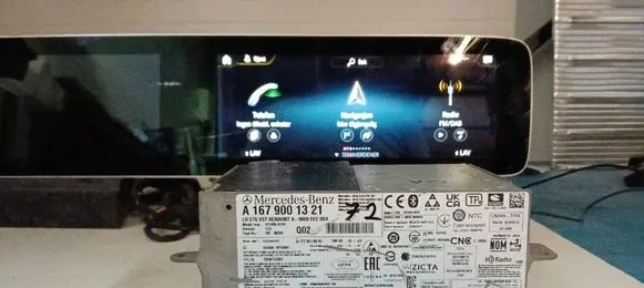 Mercedes-Benz A W177 Radio/CD/DVD/GPS head unit A1679001321