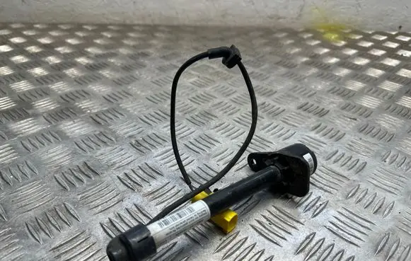 Mercedes-Benz GLC C253 Bonnet Pedestrian Airbag Actuator A1669060002