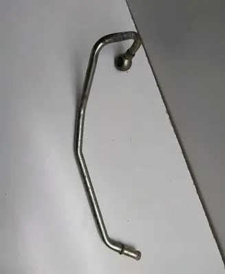Coolant pipe/hose