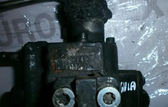 Opel Insignia A Fuel injection high pressure pump