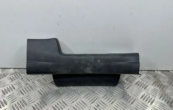 Lexus CT 200H Rear sill trim cover 6793076020