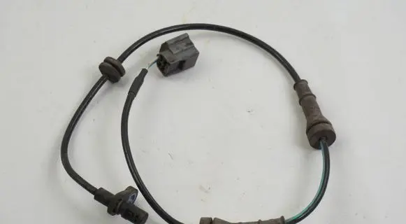 Nissan Juke I F15 ABS rear brake sensor 479001KA0A