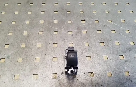 Volvo XC60 Electric window control switch 31272013