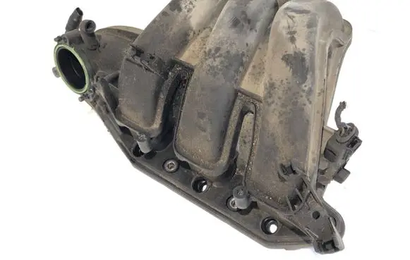 Volkswagen Up Intake manifold 04C133201H