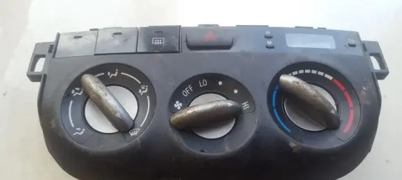 Toyota RAV 4 (XA20) Climate control unit 4559112060 455911-2060