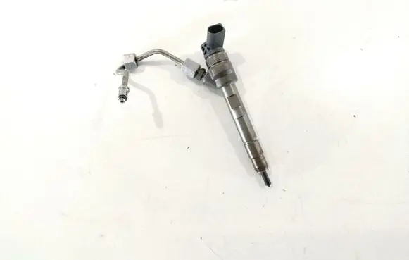 BMW 5 F10 F11 Fuel injector 0445110382