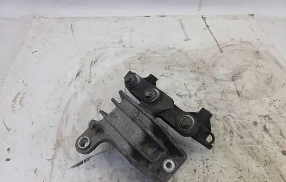 Saab 9-3 Ver2 Engine mount bracket 12783141 12785090