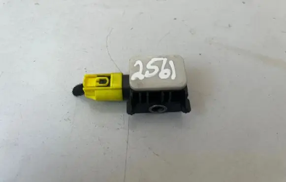 Mercedes-Benz S W221 Airbag deployment crash/impact sensor 0038202826 402775 270706