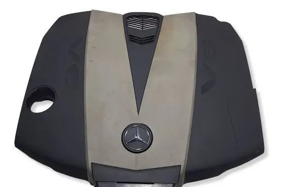 Mercedes-Benz E C207 W207 Engine cover (trim) A6420106467GGG 4011353M A6420106467