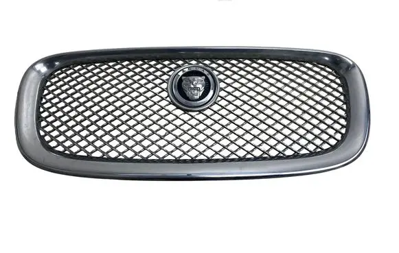 Jaguar XF X250 Front grill CX238A100AA