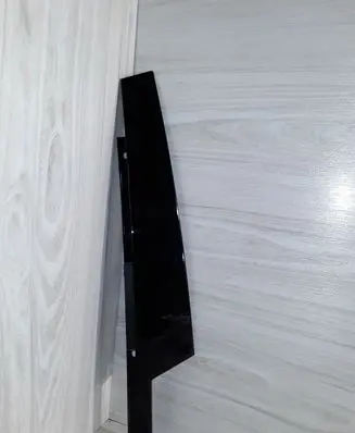 BMW M5 F90 Front door glass trim molding 7390121