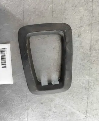 Volvo XC60 Engine bonnet (hood) release handle 39824845
