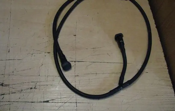 Windshield washer spray nozzle