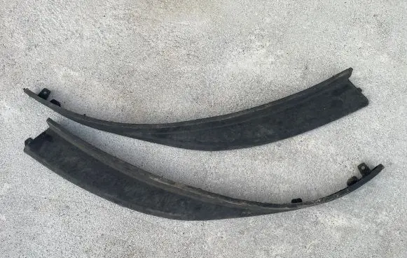 Opel Astra J Front bumper lip 13368683 13368684