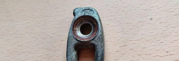 Dacia Duster Fuel Injector clamp holder