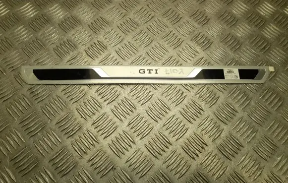 Volkswagen Polo VI Other sill/pillar trim element 2G0853537