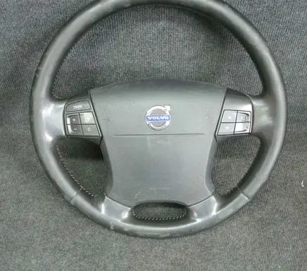 Volvo V70 Steering wheel