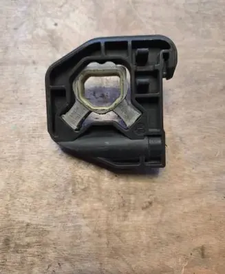 BMW 1 F20 F21 Radiator mount bracket 8620732