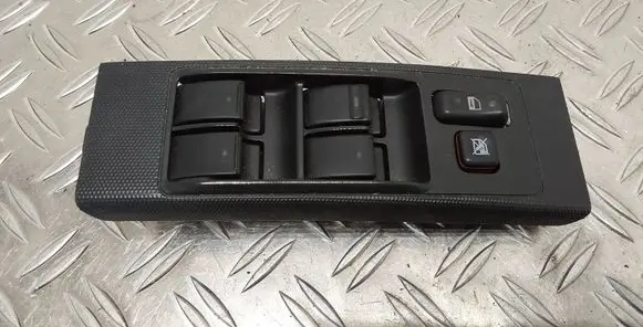 Toyota Corolla Verso AR10 Electric window control switch 848200F03000 37073 31032008