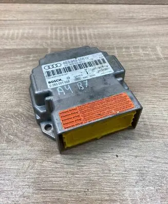 Audi A4 S4 B7 8E 8H Airbag control unit/module 8E0959655G 0285001668
