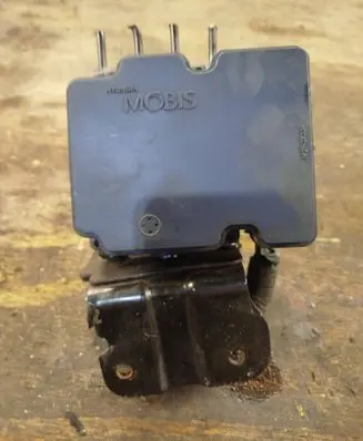 Hyundai i30 ABS Pump A658920600 58920A6310 14022711040