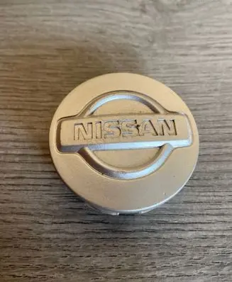Nissan Primera Original wheel cap 403422F400