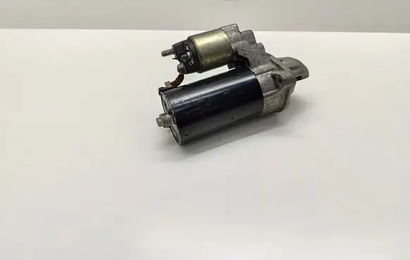 BMW 5 E60 E61 Starter motor 7796892 12417796892 1241779689202