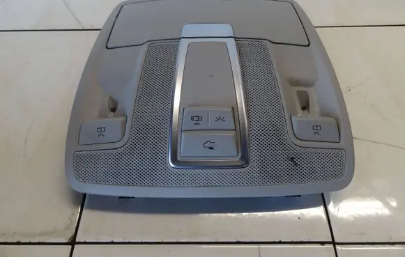 Mercedes-Benz ML W166 Front seat light A1669008706