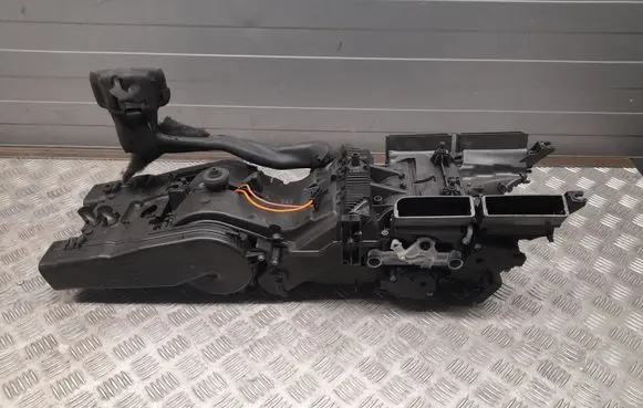 Audi A8 S8 D4 4H Interior heater climate box assembly 4H0820004C